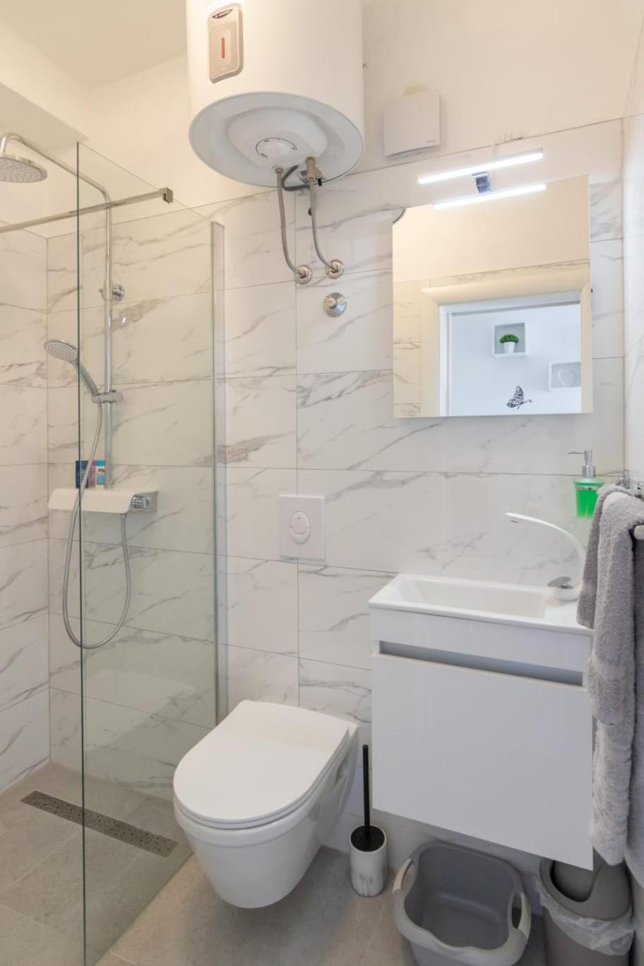 Apartment Karla 코미자 외부 사진